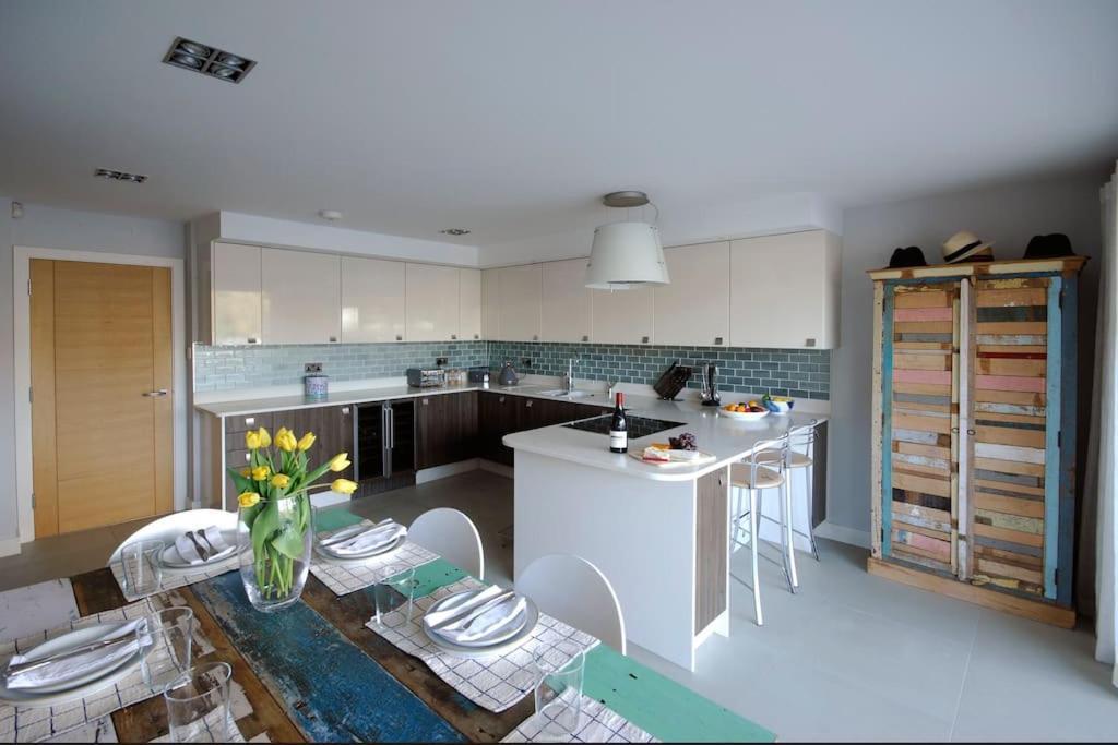 The Oars - Riverfront Property Henley-on-Thames Zewnętrze zdjęcie